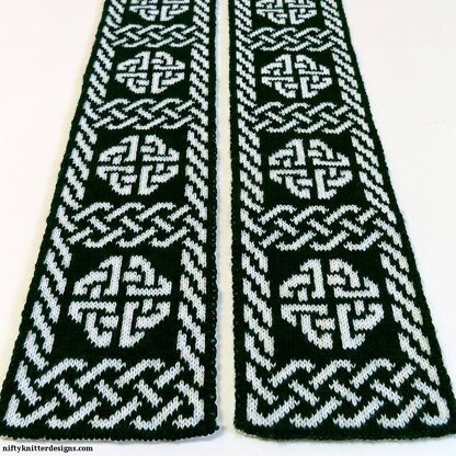 Celtic Ward Scarf