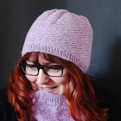 Orchid Kiss Hat - knitting pattern