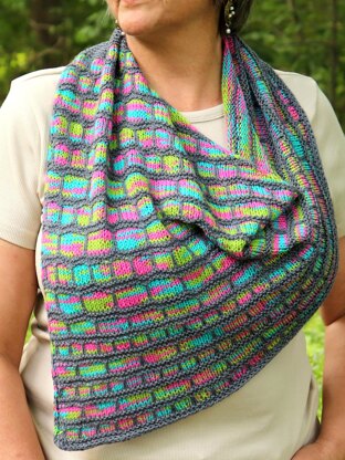 Variegated Squares Cowl