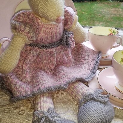 Greer Mouse - knitting pattern