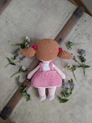 Little japanese girl - chibi crochet doll