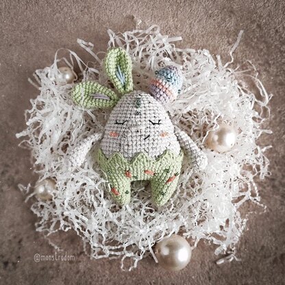 Сute Easter Egg Bunny