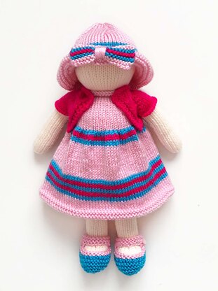 Dolls clothes knitting pattern 19092