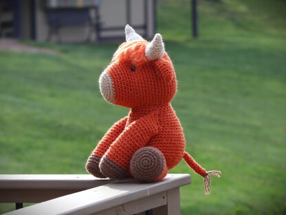 Harry the Highland Cow Amigurumi