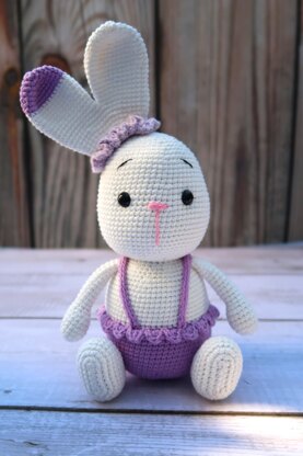 Ella the Bunny amigurumi