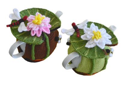 Water Lily & Dragonfly Tea Cozy