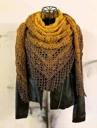 Triangular Scarf "Chaldene"