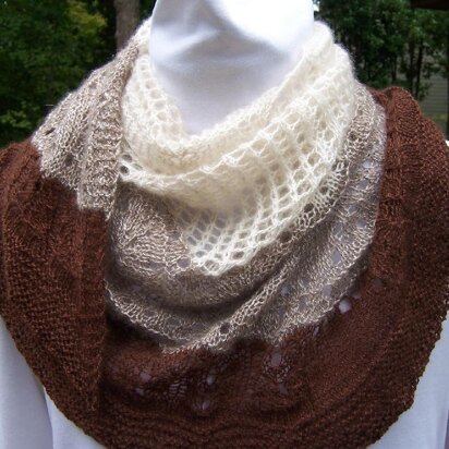 Layers Shawelette - knitting pattern