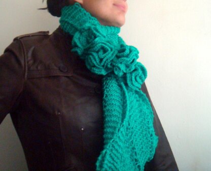 Knitted infinity scarf