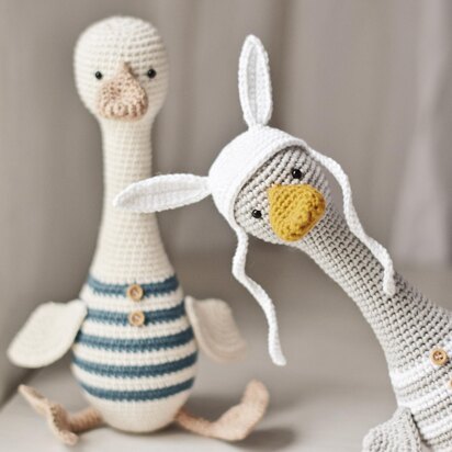 Bernard the Goose Crochet Pattern Amigurumi