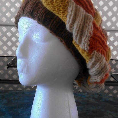 Ribbed Entrelac Beret