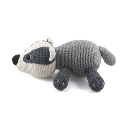 Benji the Badger Amigurumi