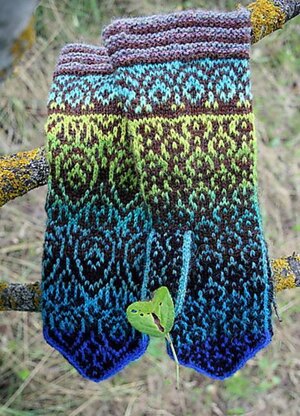 Peacock Feathers Mittens