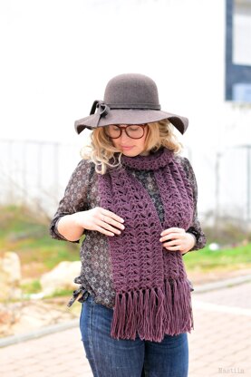 Aubergine crochet scarf with fringe