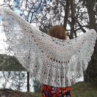 Lady of the Rings Shawl