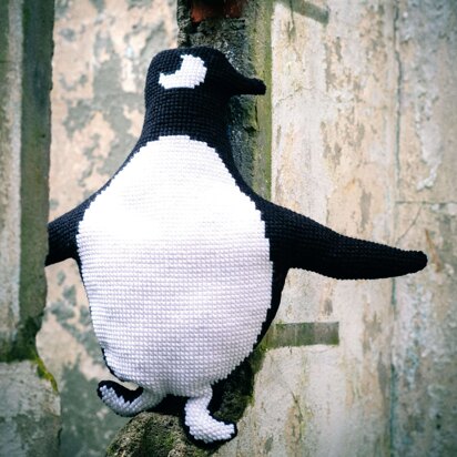 Vervaco Penguin Cushion Cross Stitch Kit