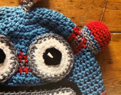 Crochet Robot Hat
