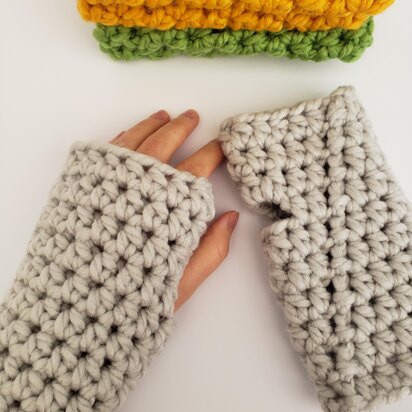 Chunky Crochet Fingerless Gloves