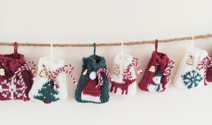 Santa Sacks Advent Calendar Garland