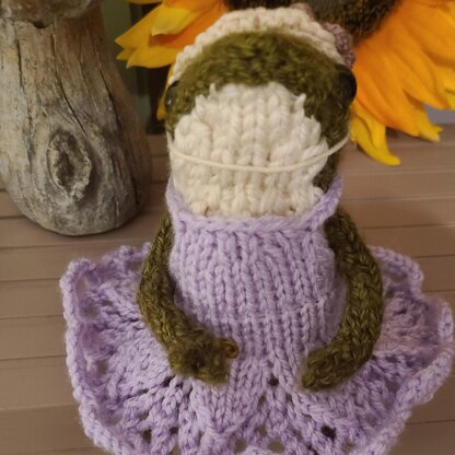 Froggy Summer Dress & Hat