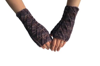 Struie Hill Fingerless Mitts