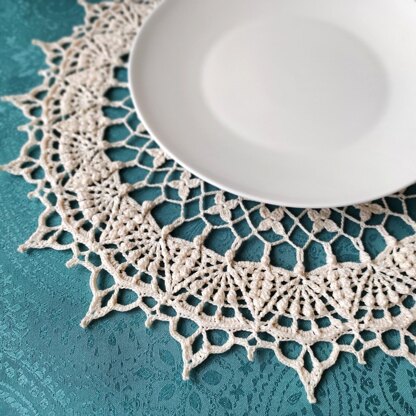 Melisande Doily