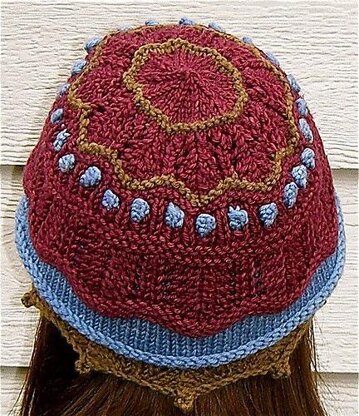 3 tiered Hat with Bobbles