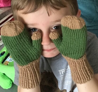 Boys Colour Block Mittens