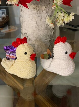 Easter Chicken Chocolate and Easter Egg holder