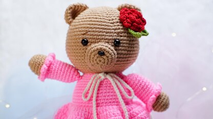 Teddy bear amigurumi crochet doll pattern