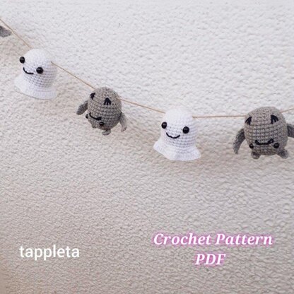 Ghost and Bat garland crochet pattern, Halloween crochet decor pattern, Spooky season decor, Nursery Boo garland handmade, Tiny bat crochet