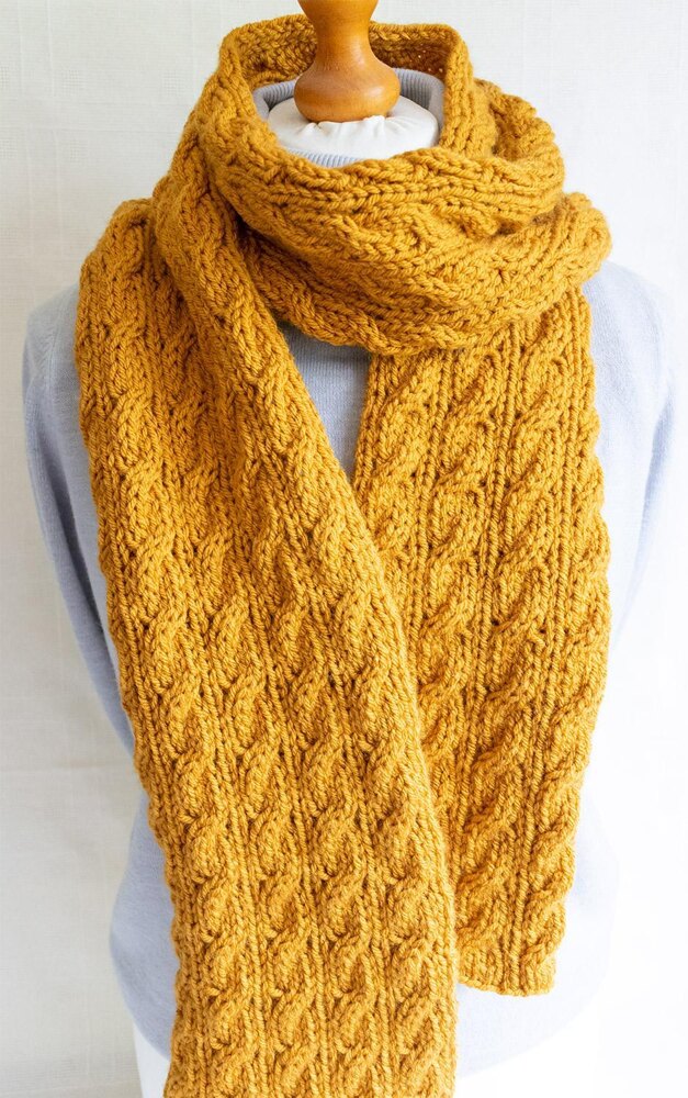CHUNKY CABLE KNIT SCARF X4855