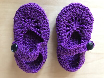 Crocheted Baby Girl Shoes