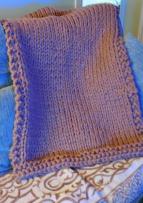 Super thick throw blanket