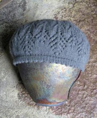 Tail Feathers Beret