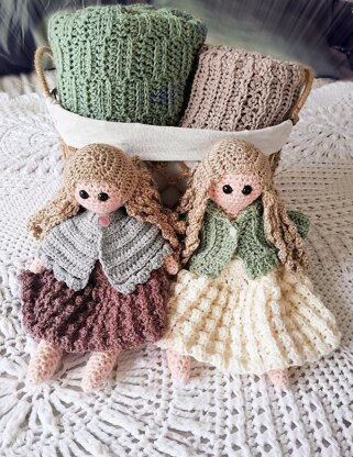 Mini Waldorf Inspired Dolls