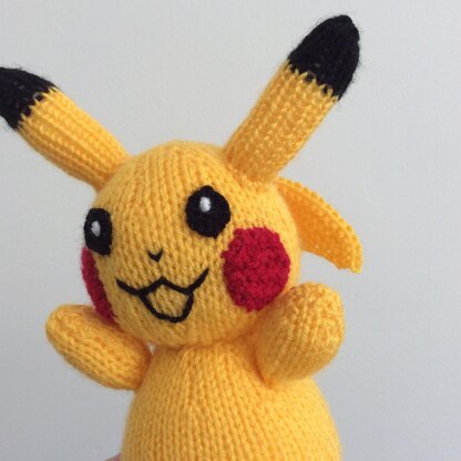 How to Loom Knit a Pikachu  Loom knitting projects, Loom crochet