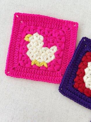 60 Duck Square Motif