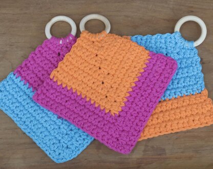 Potholders with Wooden Rings