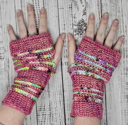 Hooked & Cozy Gloves