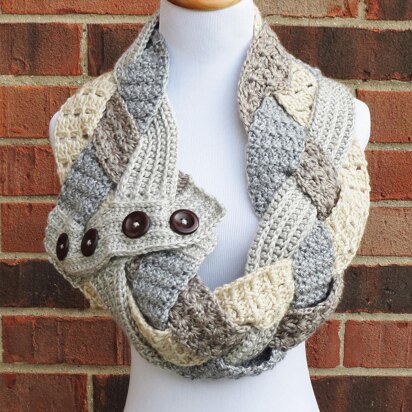 Twisted Textures Braided Cowl