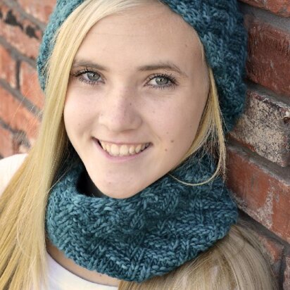 Herringbone Cowl