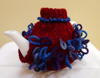 Loopy Loopy Tea Cosy