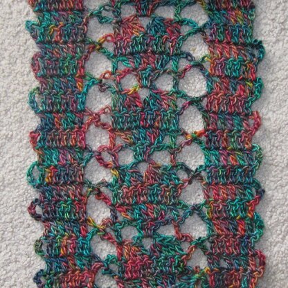 Chain of Hearts Scarf