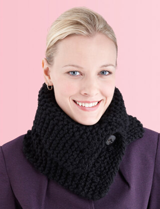 Buttoned Cowl in Lion Brand Wool-Ease Thick & Quick - L10745