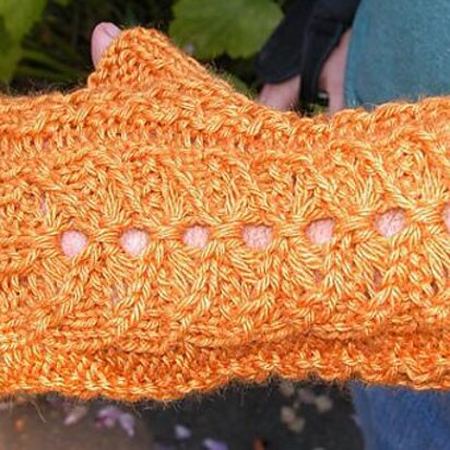 Bees & Honey Mitts