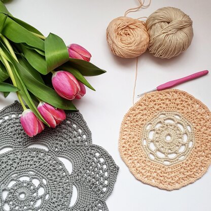Lily in Bloom doily