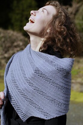 Caprius Shawl