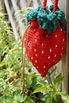 Crochet strawberry bag on sale