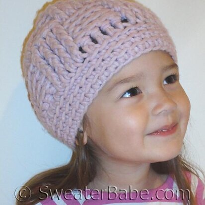 Free Crochet Star Baby Earflap Hat pattern using Bernat Bundle Up